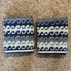 Pillowfort Bath Towels Wave Design Set Of 2